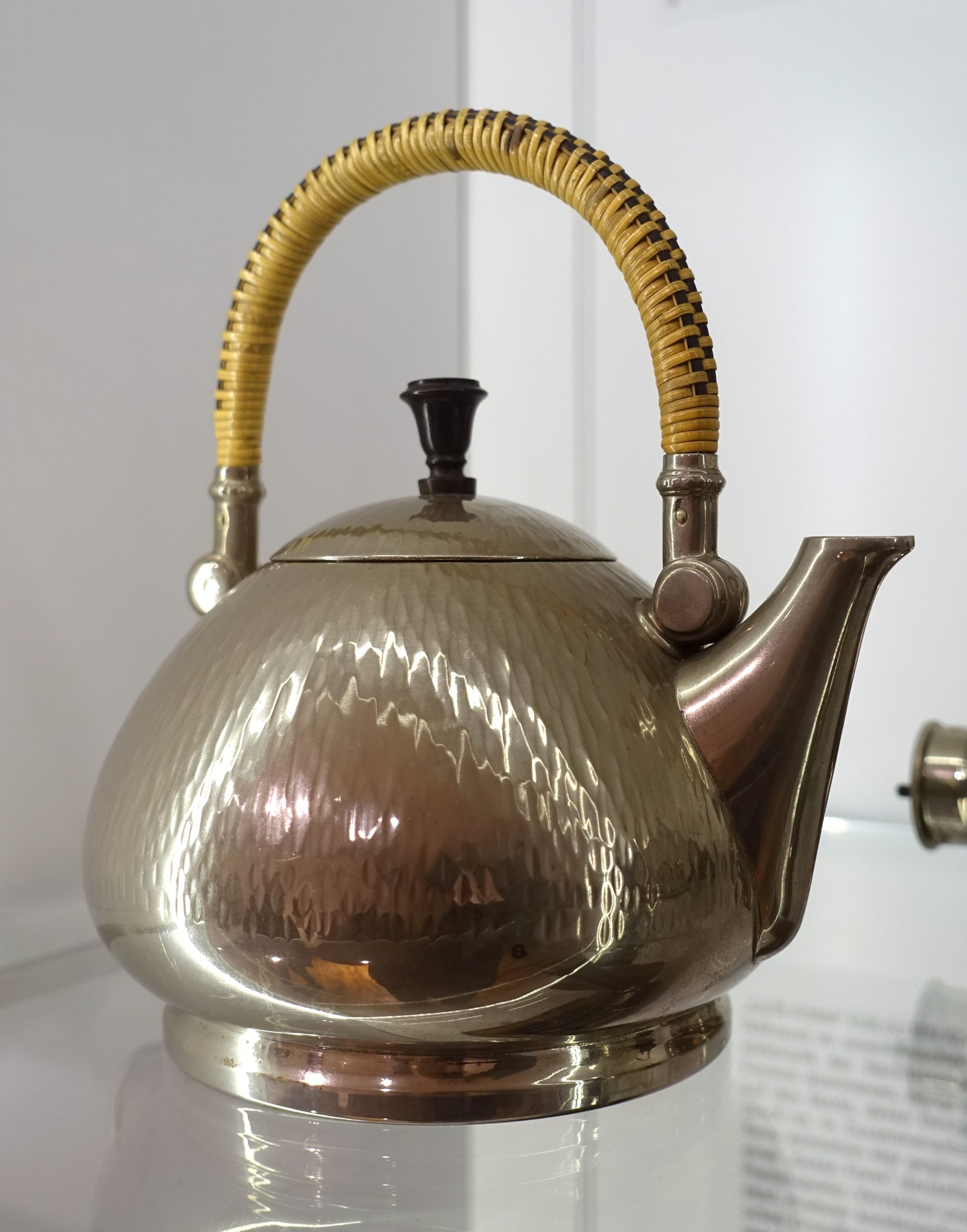 Electric Kettles for Coffee & Tea